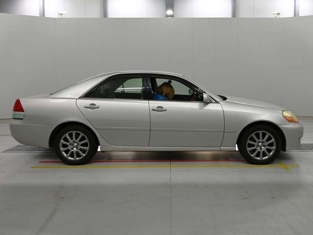 TOYOTA MARK II