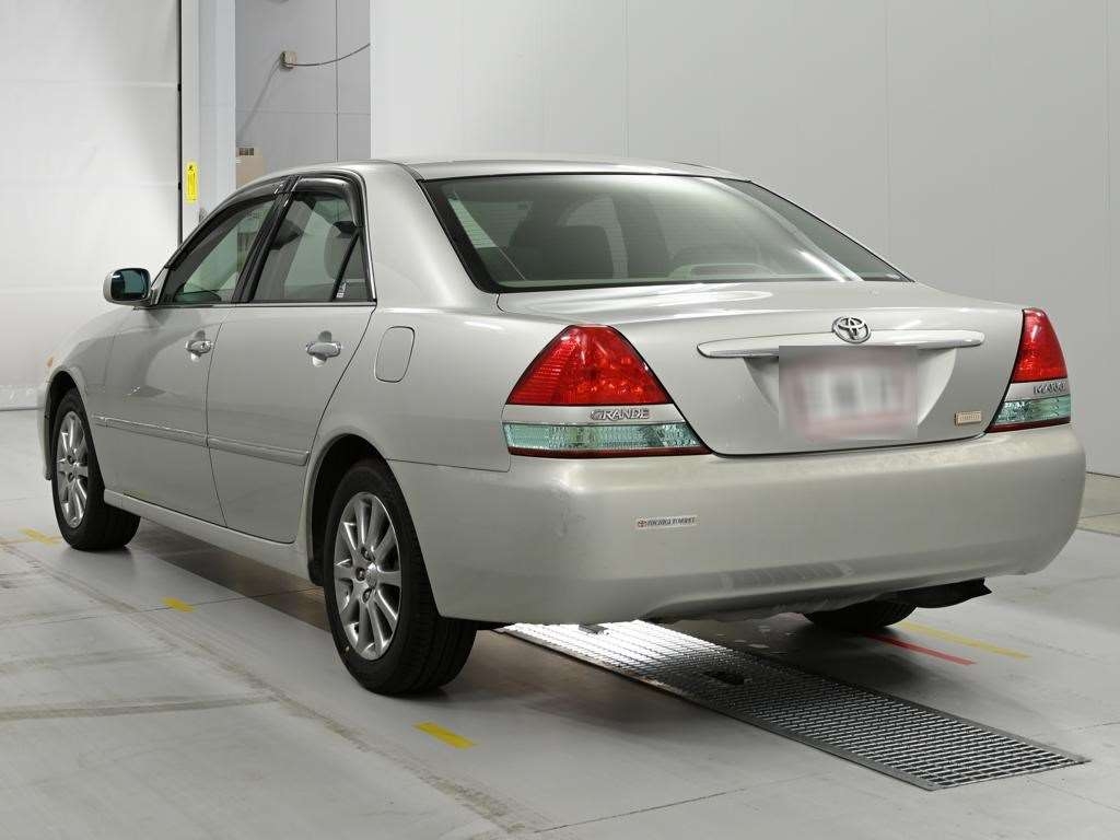 TOYOTA MARK II
