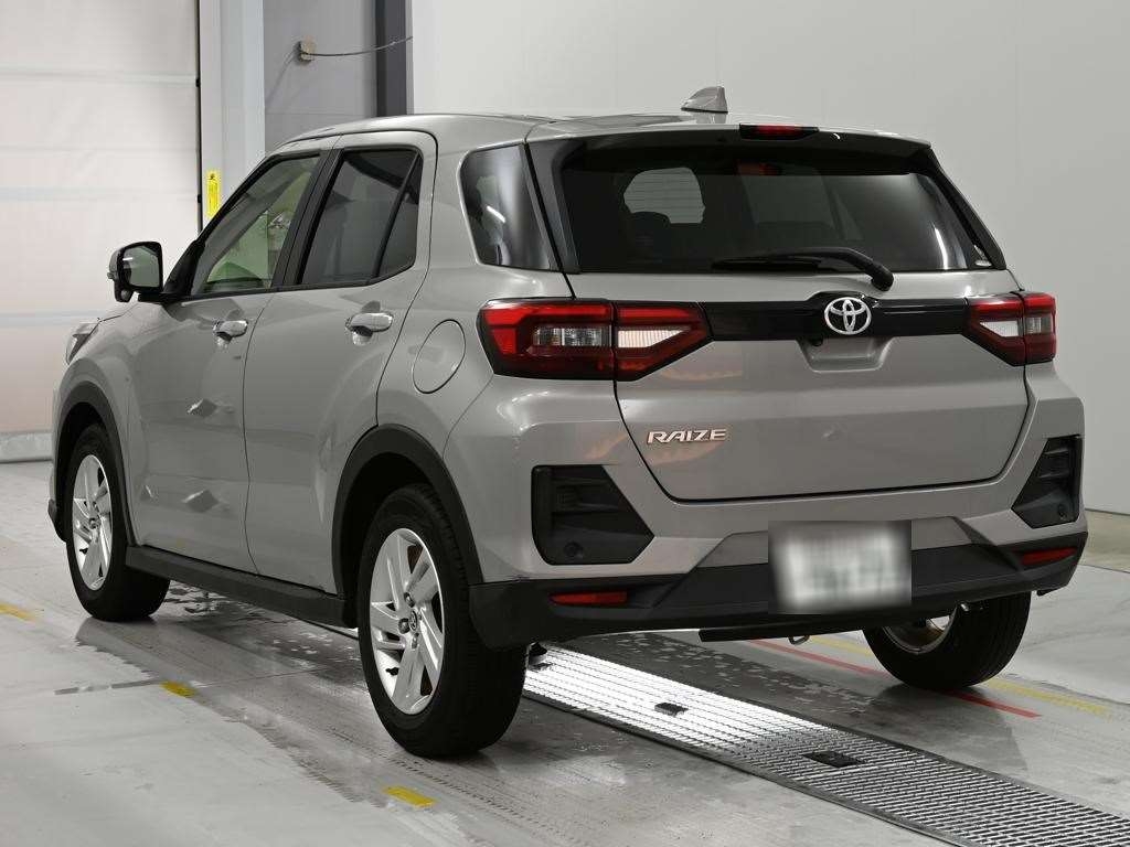 TOYOTA RAIZE