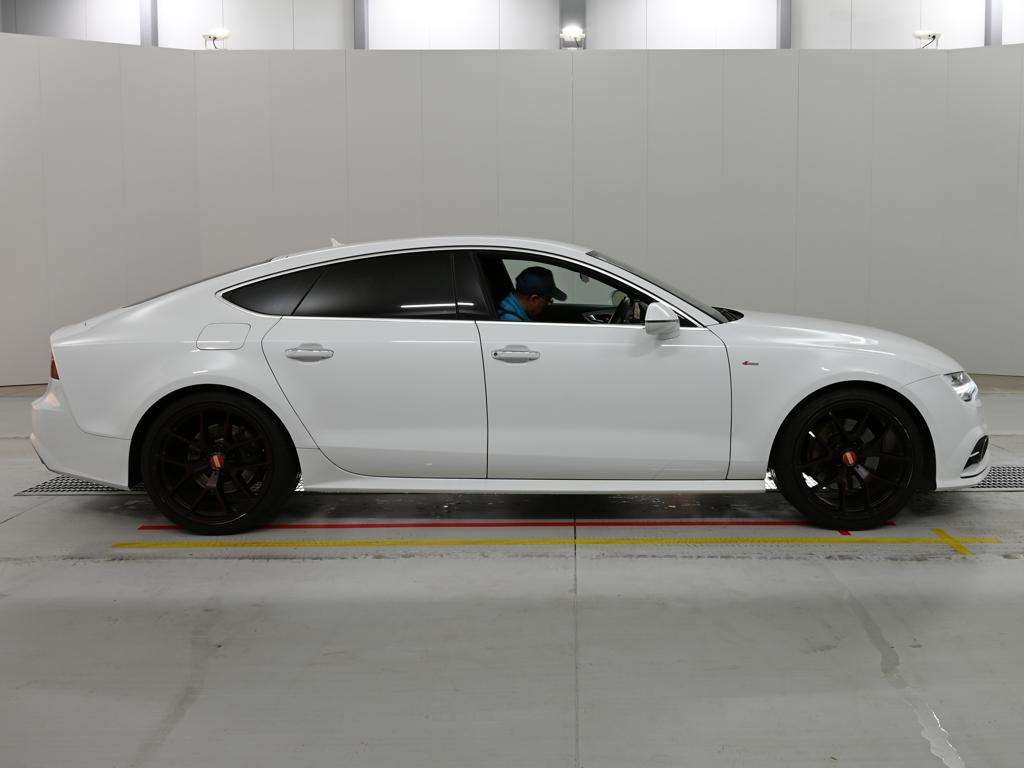 AUDI A7