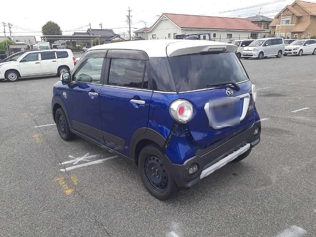 DAIHATSU CAST