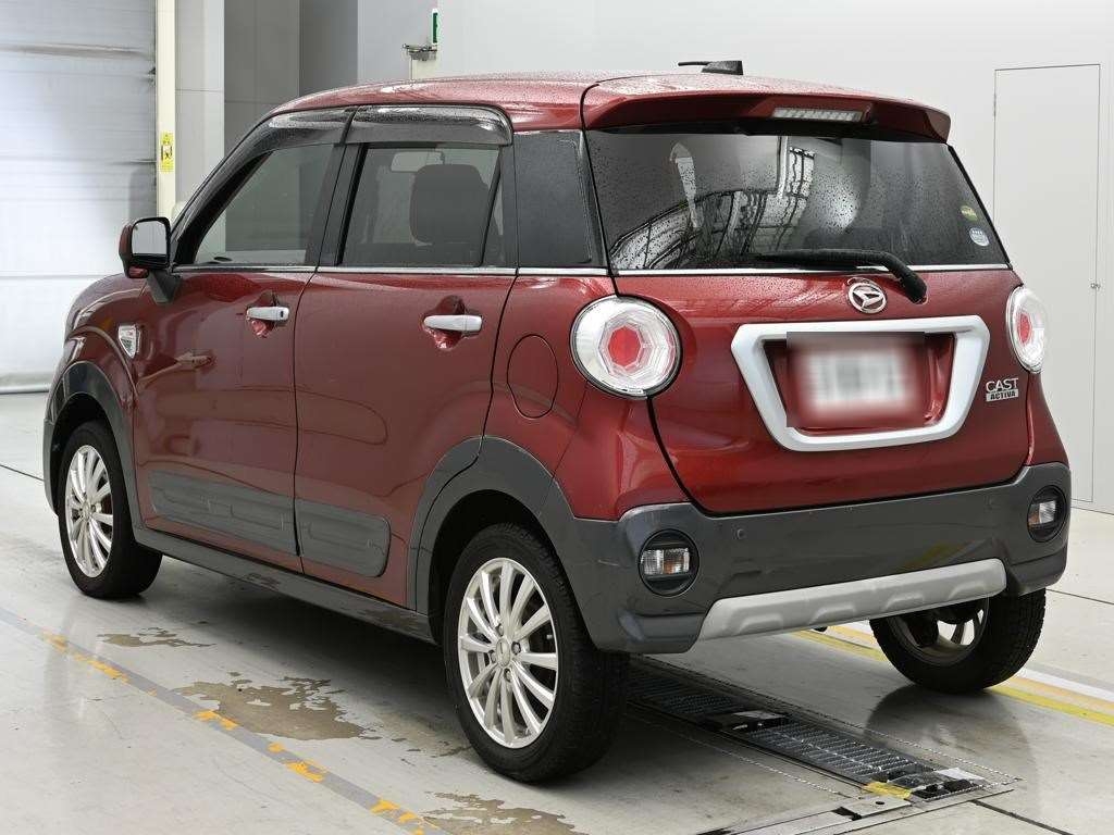 DAIHATSU CAST
