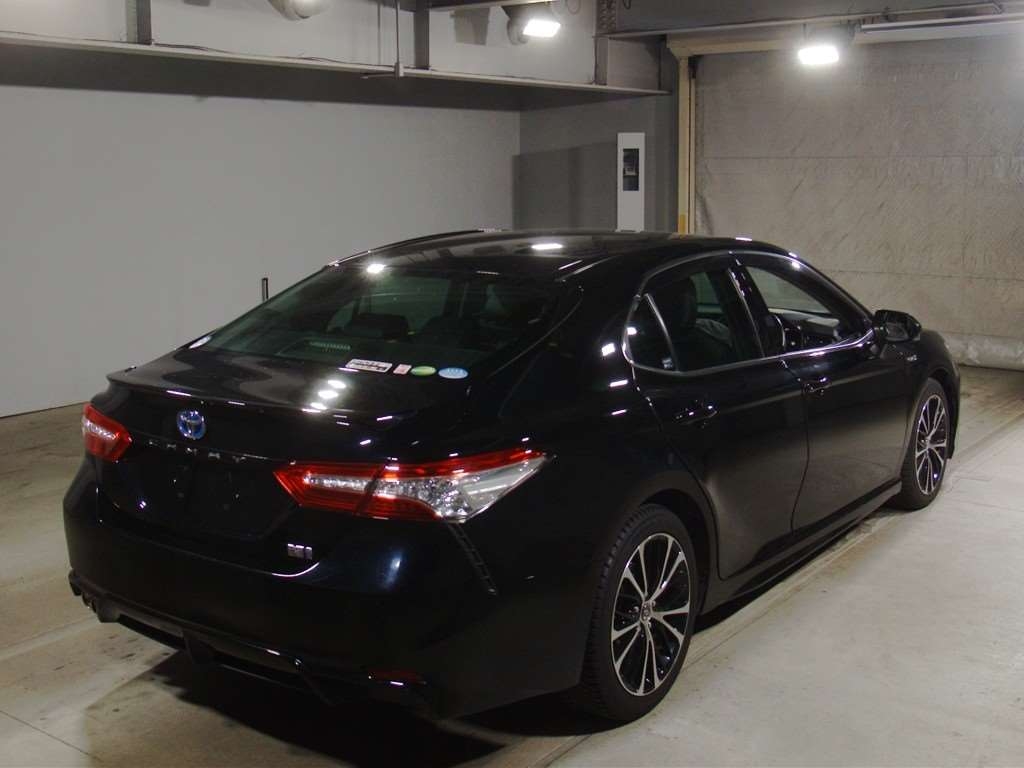 TOYOTA CAMRY
