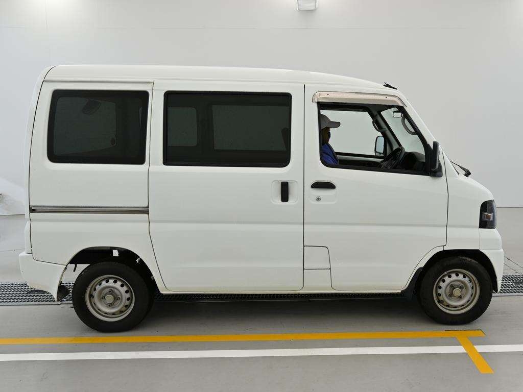 MITSUBISHI MINICAB