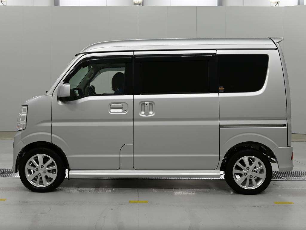 MITSUBISHI TOWN BOX