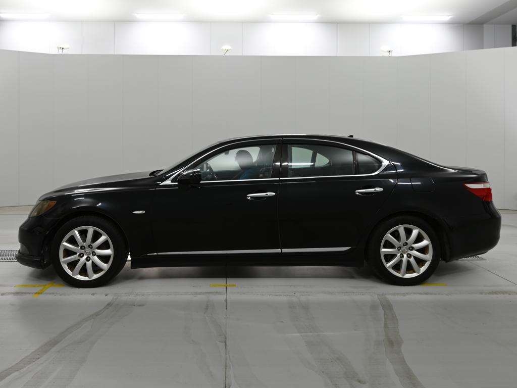 LEXUS LS460