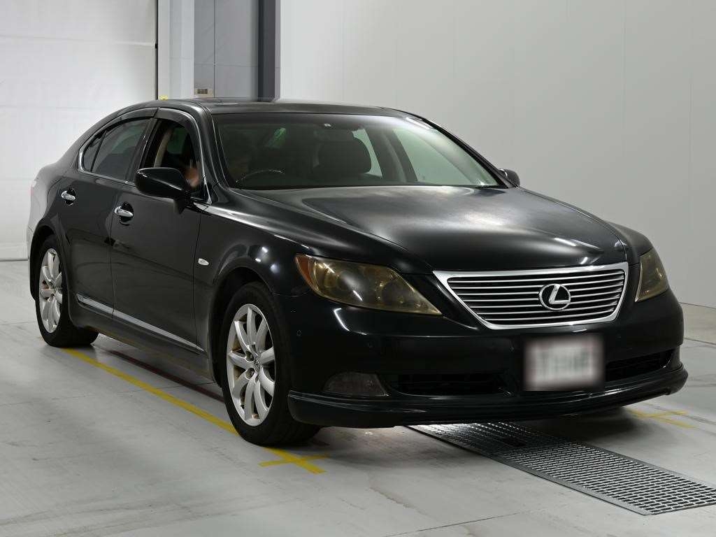 LEXUS LS460