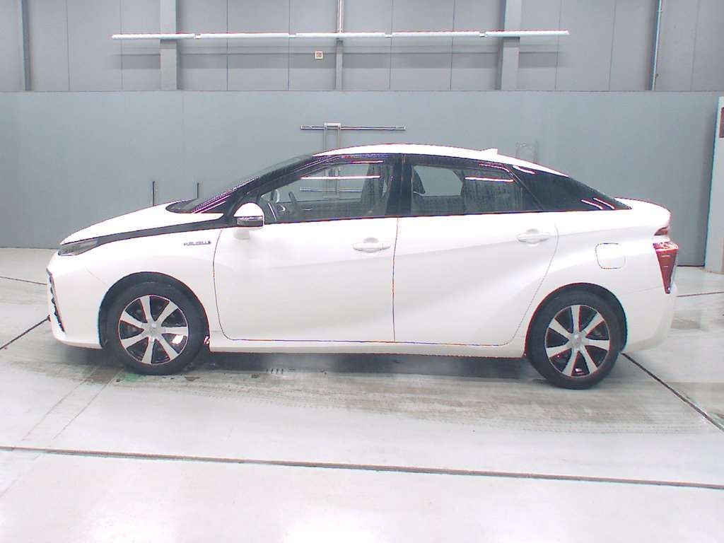 TOYOTA MIRAI