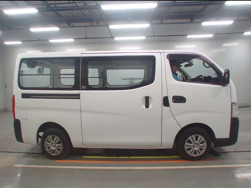 NISSAN NV350 CARAVAN