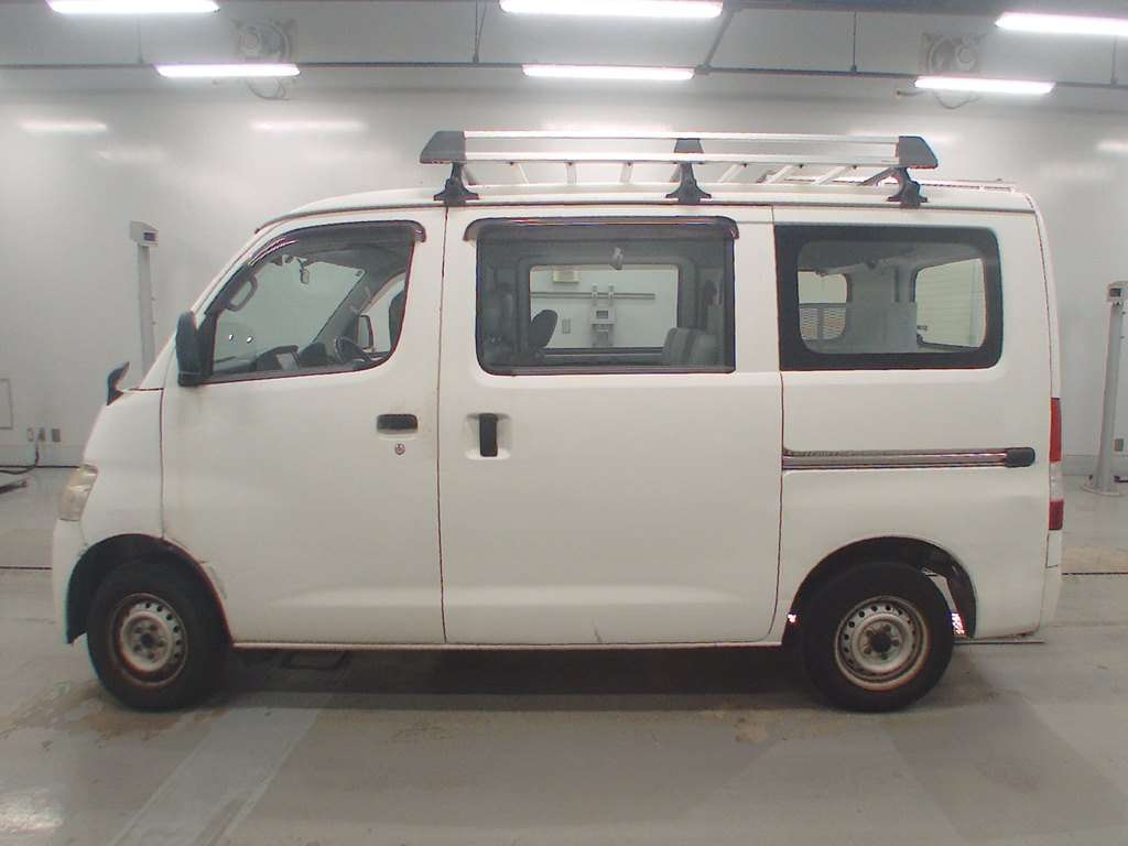 TOYOTA LITE ACE