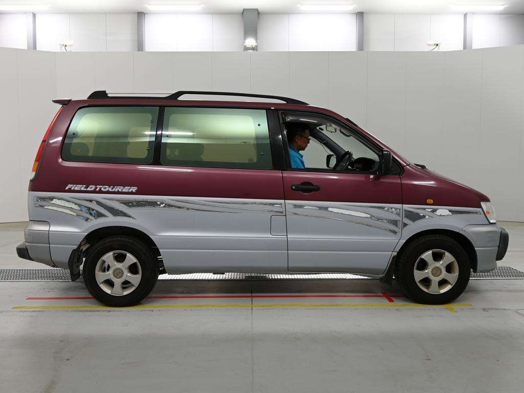 TOYOTA TOWN ACE NOAH