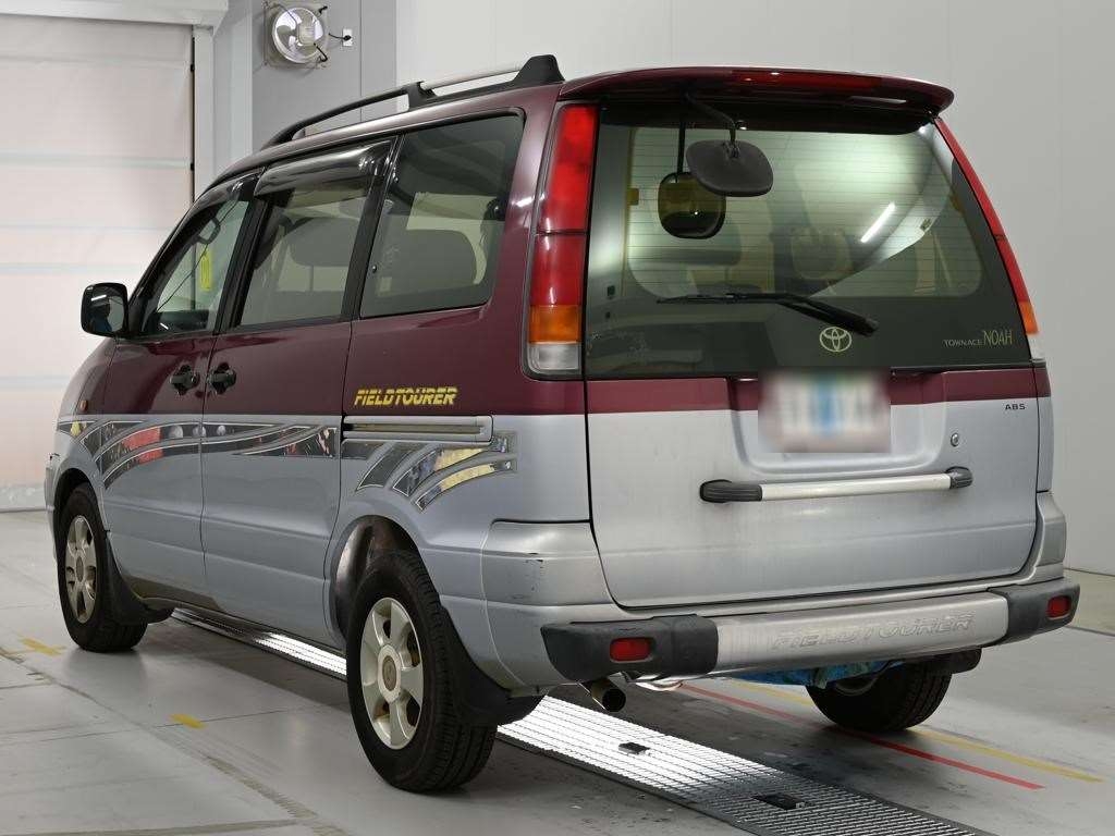 TOYOTA TOWN ACE NOAH