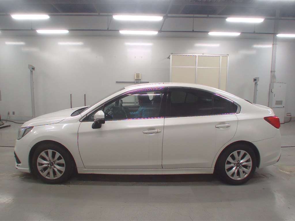 SUBARU LEGACY B4