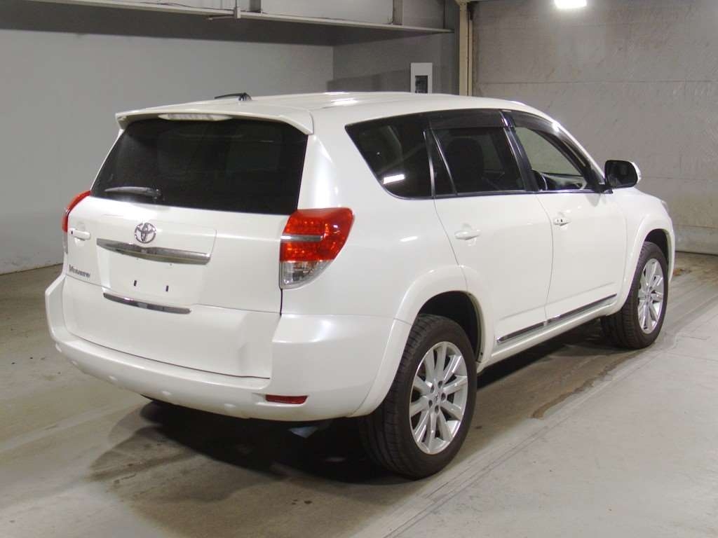TOYOTA VANGUARD