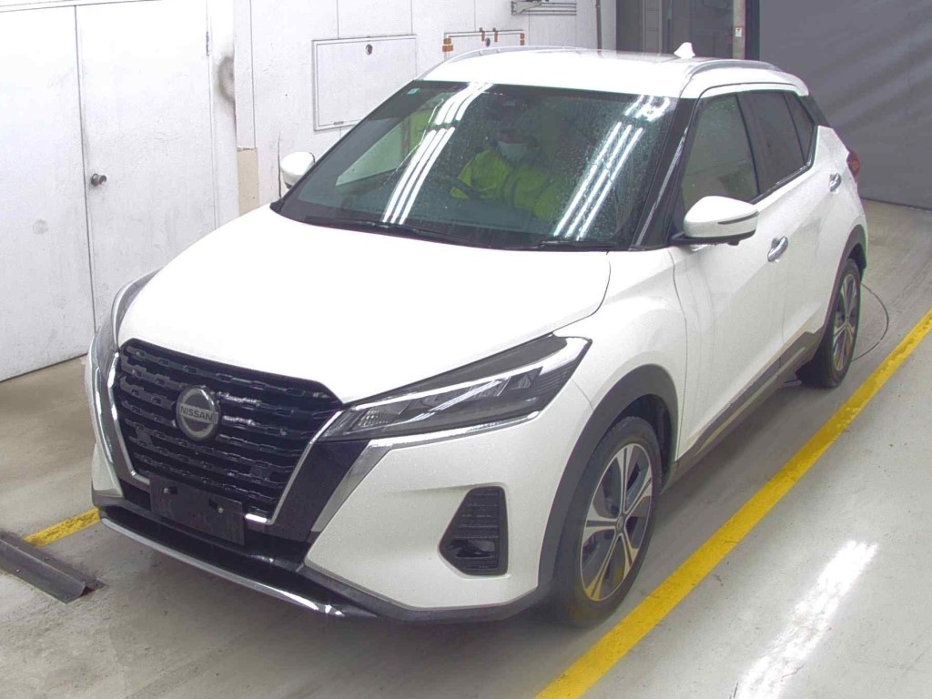 NISSAN KICKS