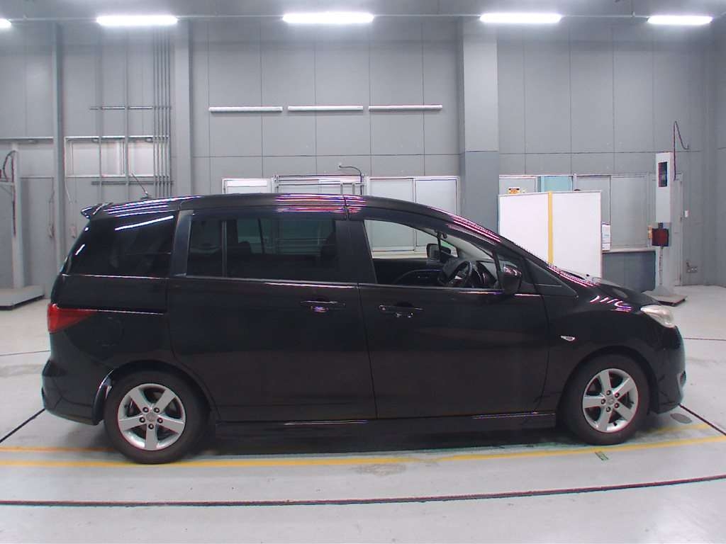 NISSAN LAFESTA