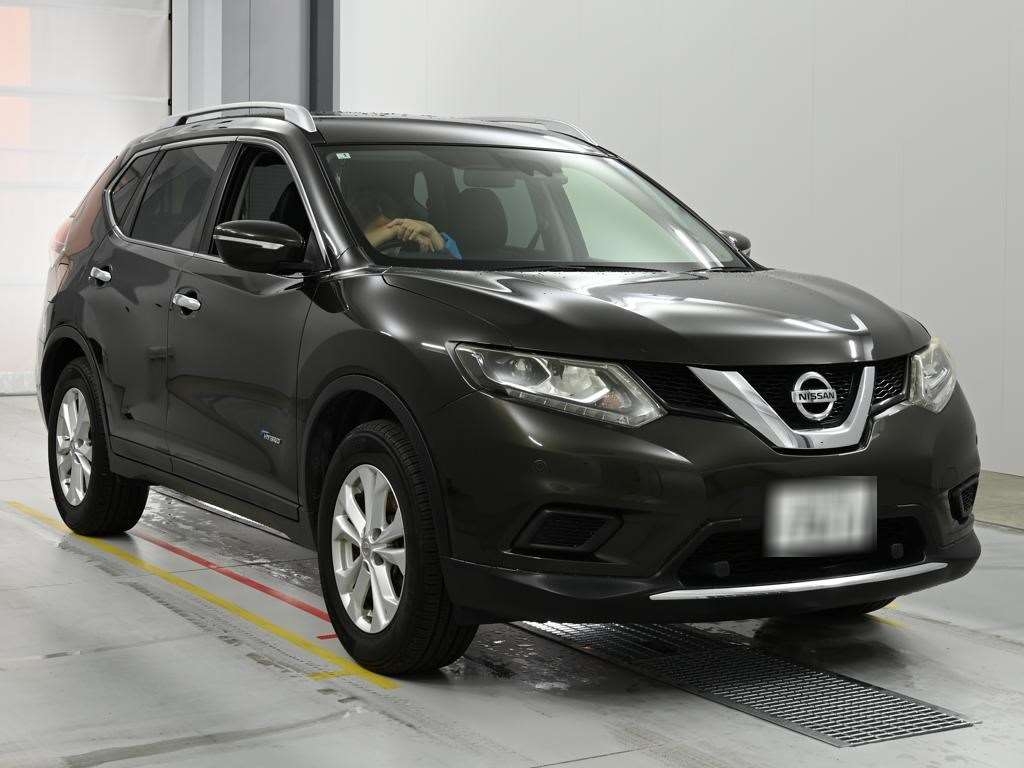NISSAN X-TRAIL