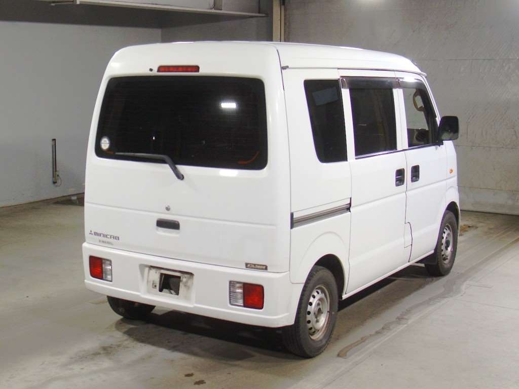 MITSUBISHI MINICAB