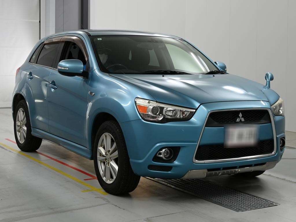 MITSUBISHI RVR
