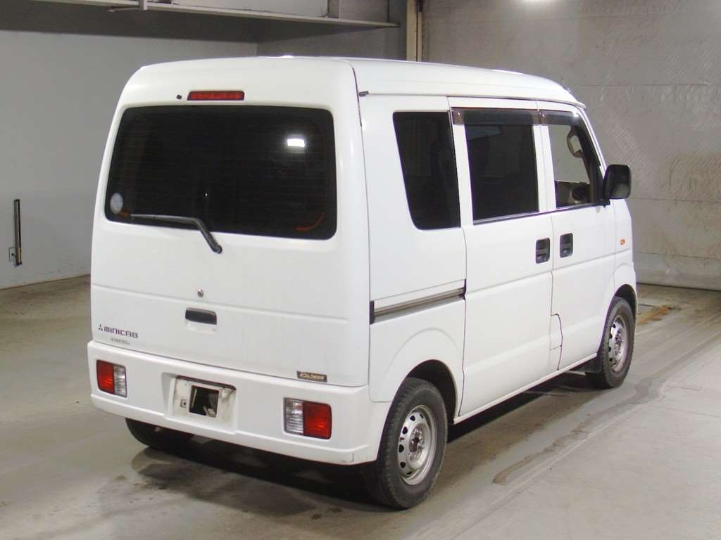 MITSUBISHI MINICAB
