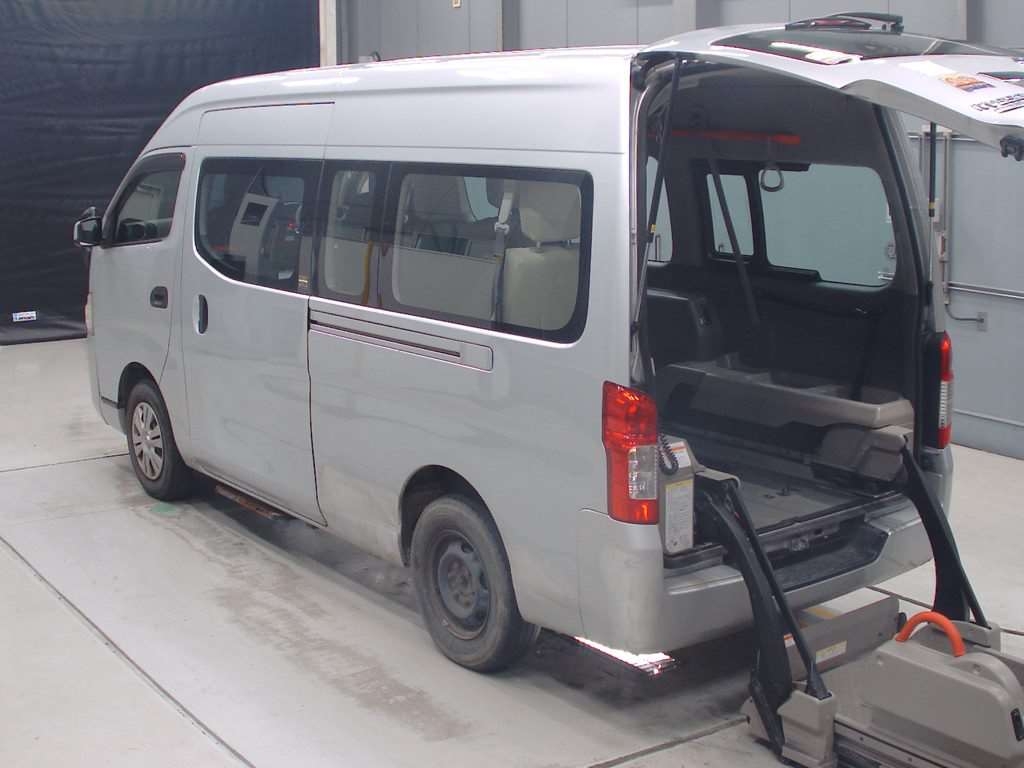 NISSAN NV350 CARAVAN