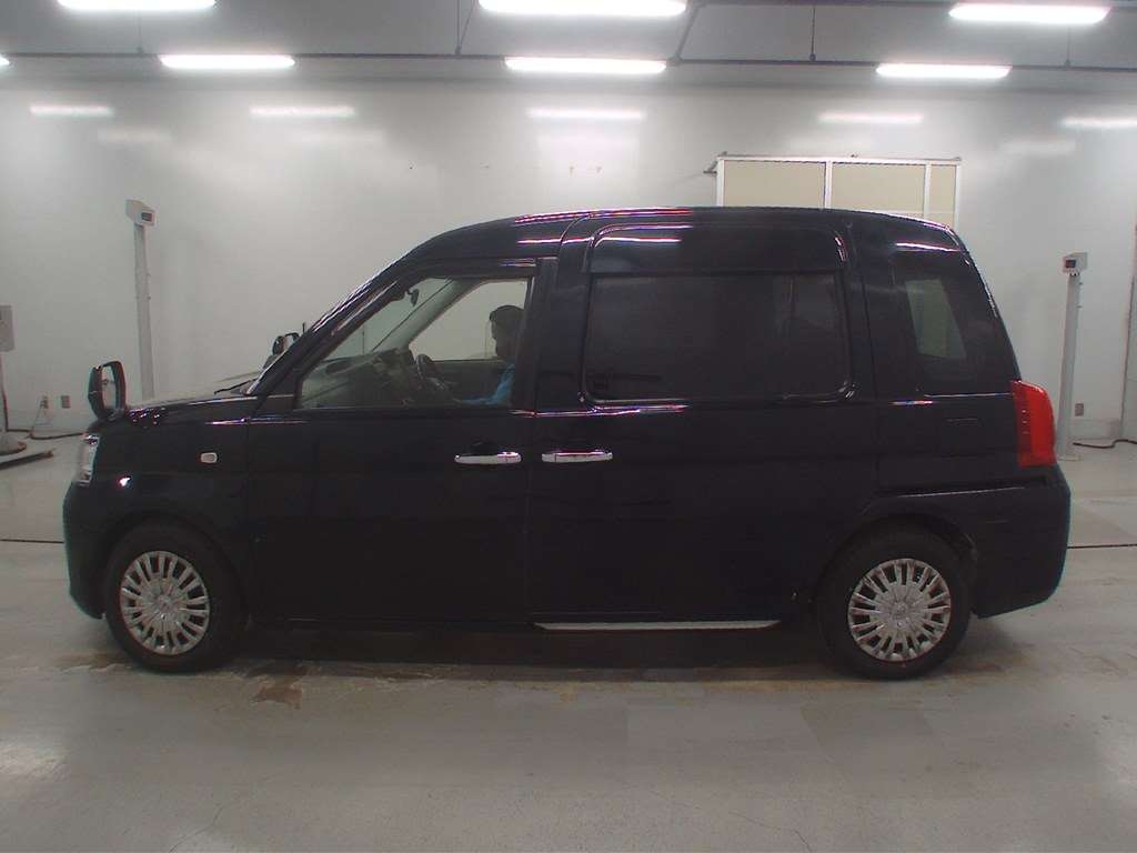 TOYOTA JPN TAXI