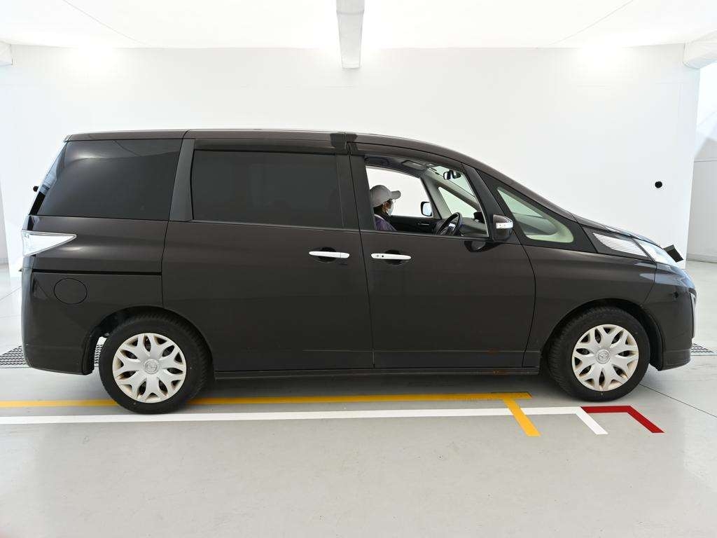 MAZDA BIANTE