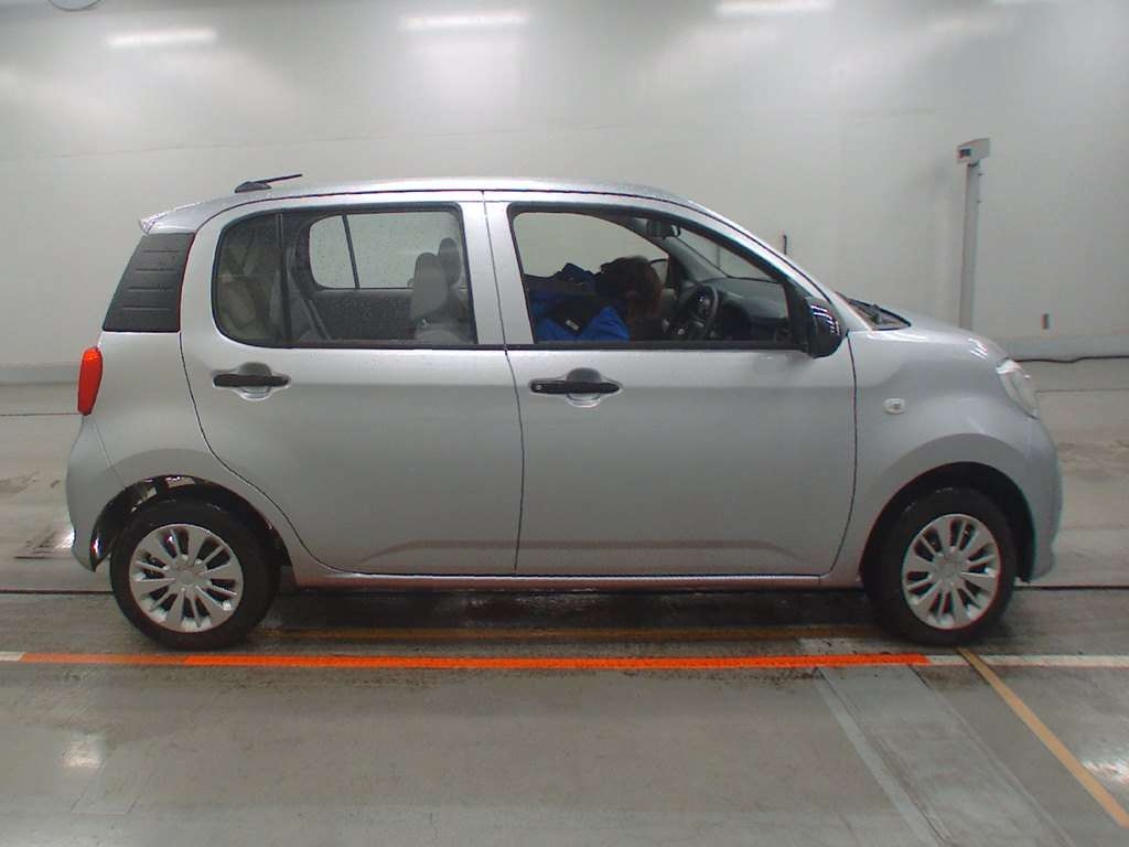 DAIHATSU BOON