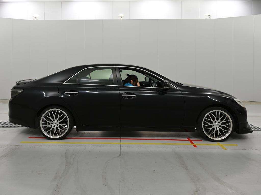 TOYOTA MARK X