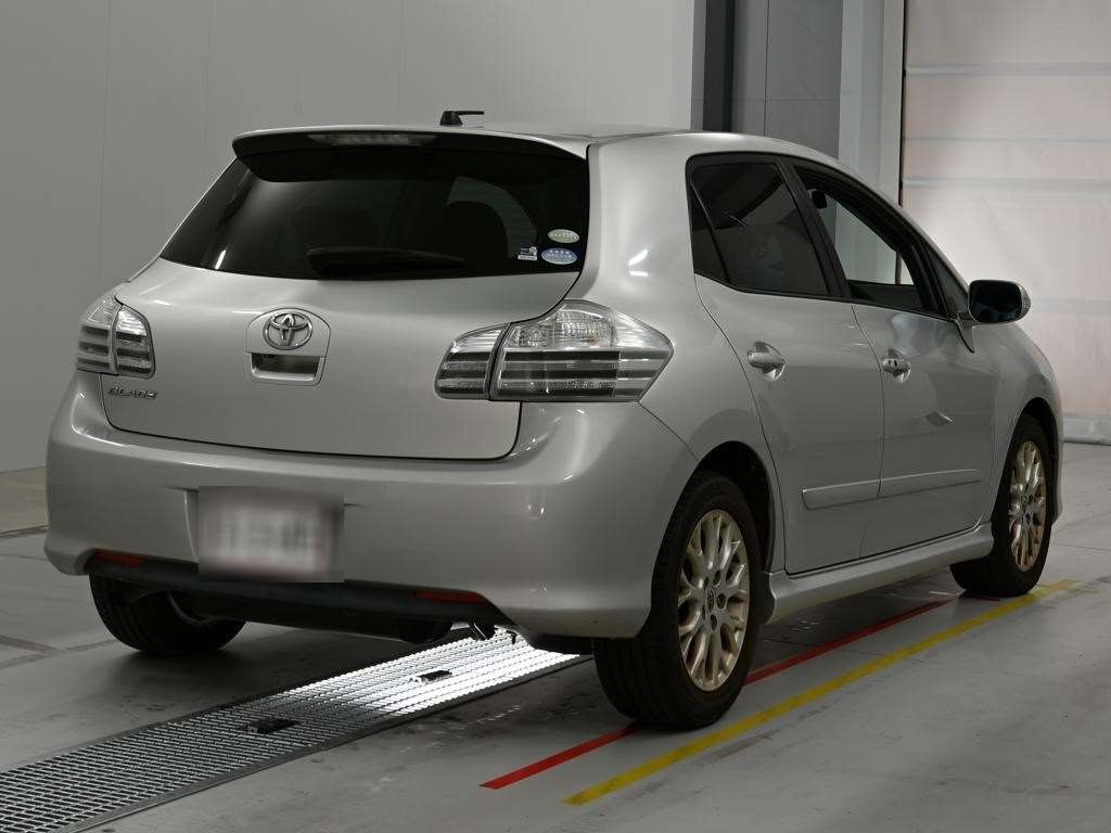 TOYOTA BLADE