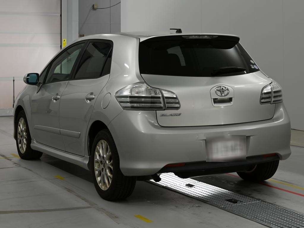 TOYOTA BLADE