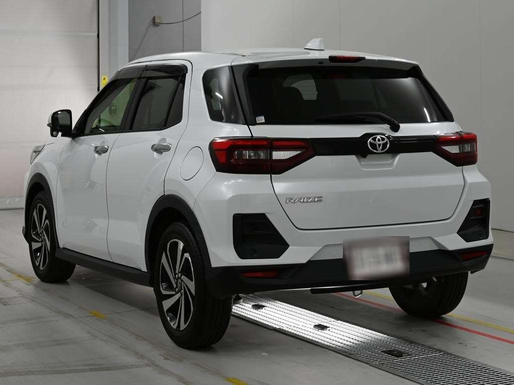 TOYOTA RAIZE