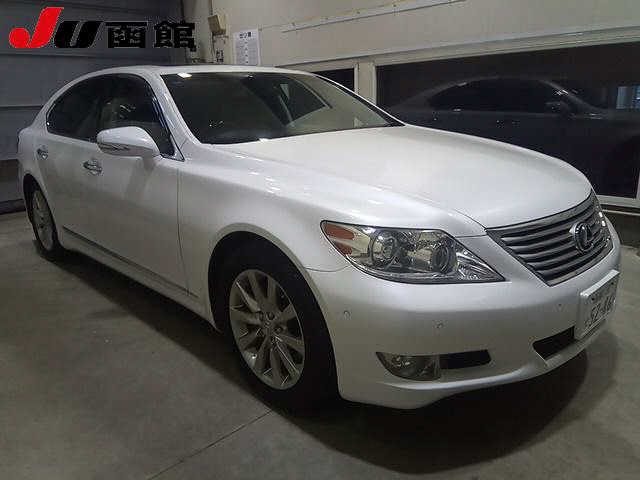 LEXUS LS460