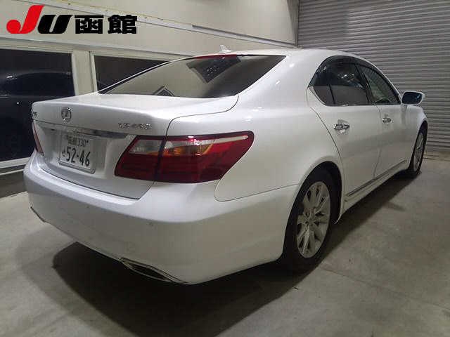 LEXUS LS460