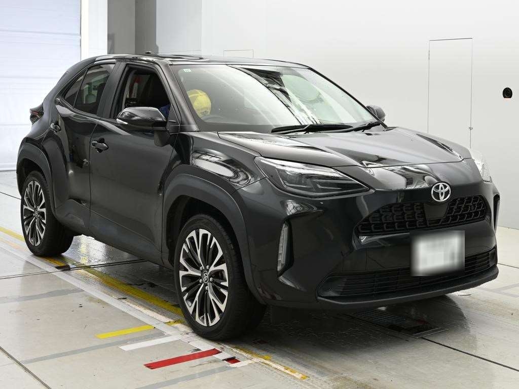 TOYOTA YARIS CROSS
