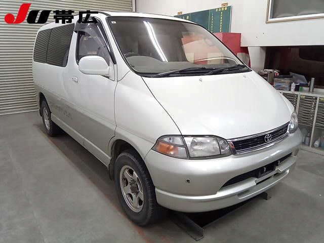 TOYOTA GRANVIA