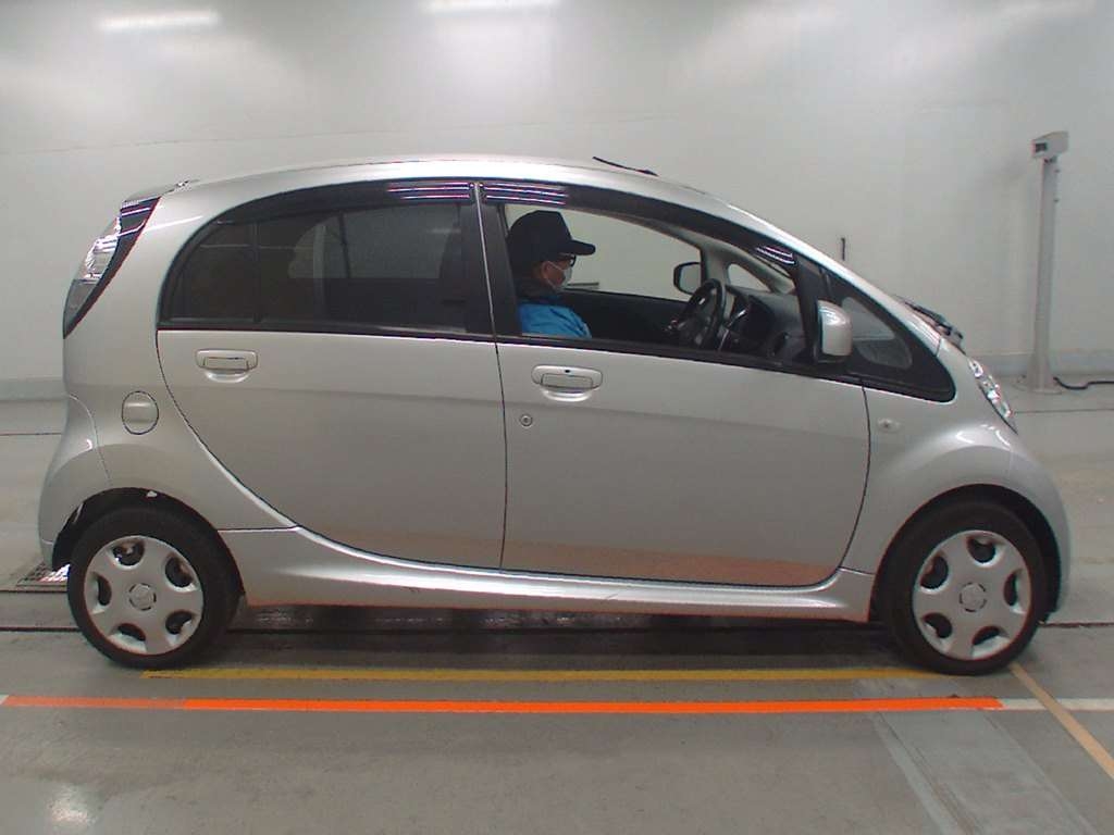MITSUBISHI I-MIEV