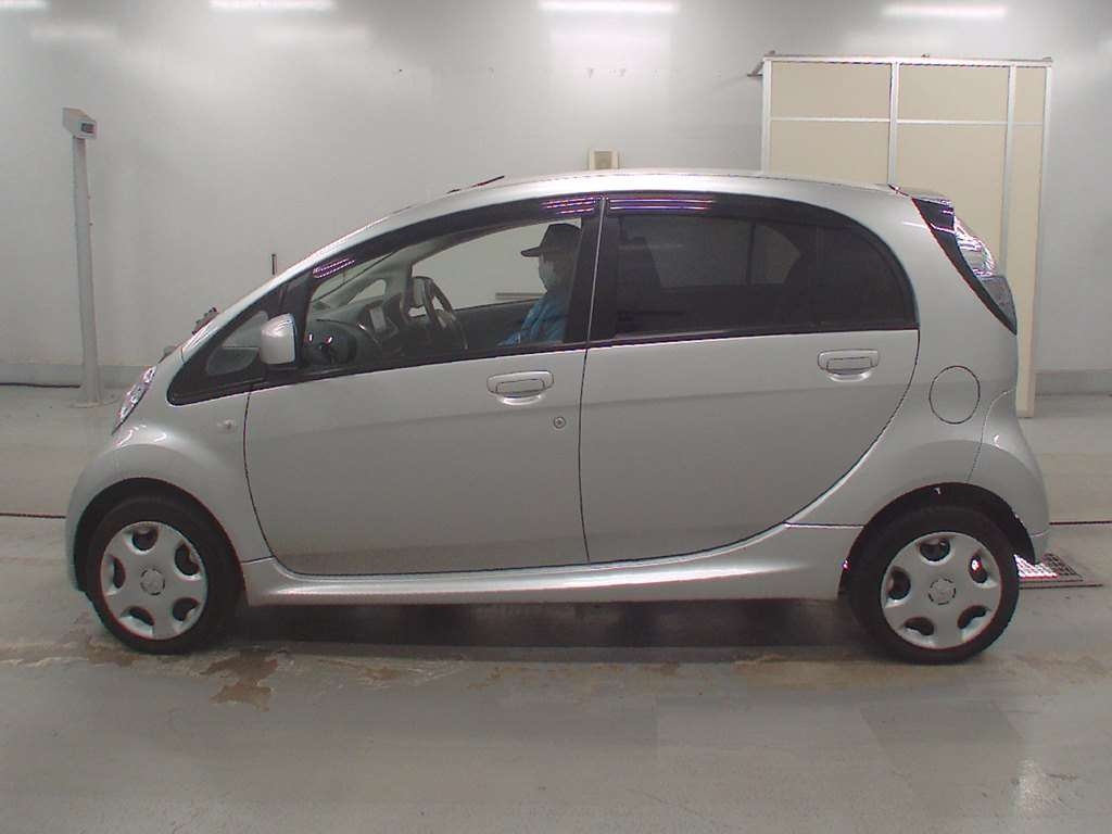 MITSUBISHI I-MIEV