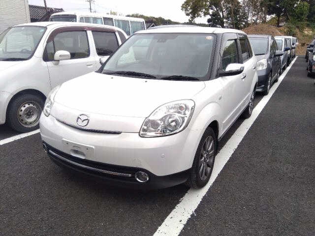MAZDA VERISA