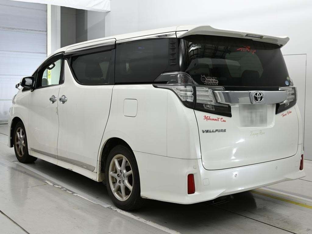 TOYOTA VELLFIRE