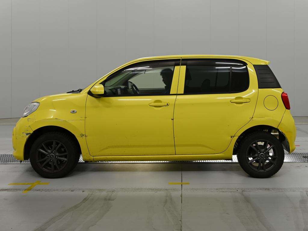 DAIHATSU BOON