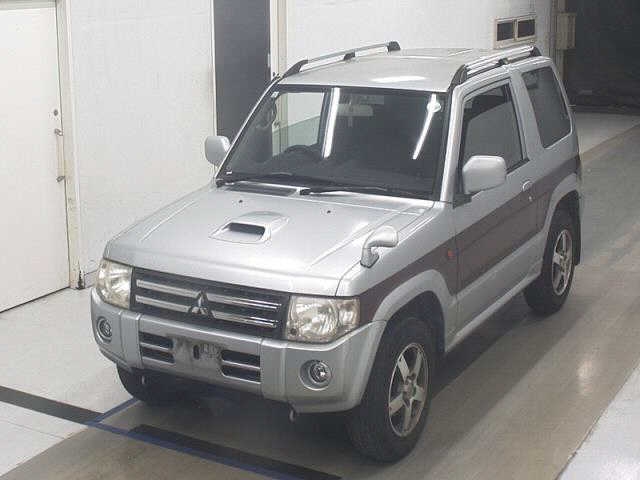 MITSUBISHI PAJERO MINI