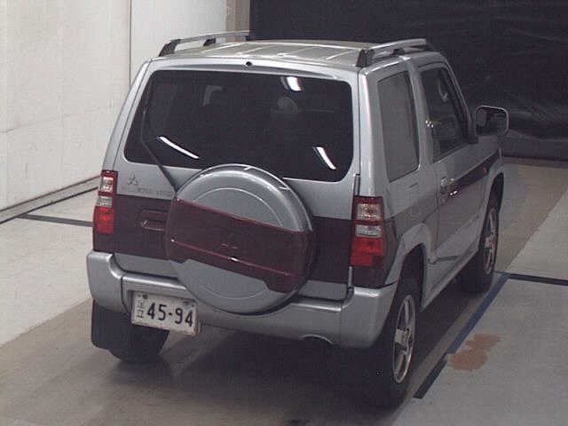 MITSUBISHI PAJERO MINI