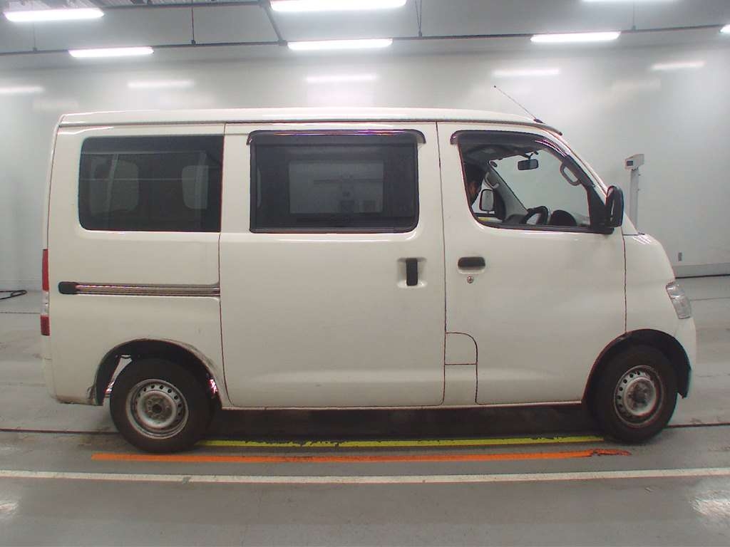 TOYOTA LITE ACE