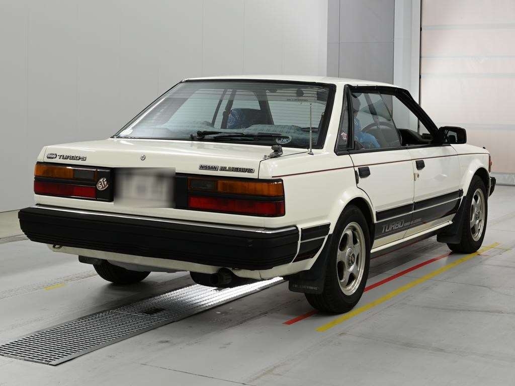NISSAN BLUEBIRD