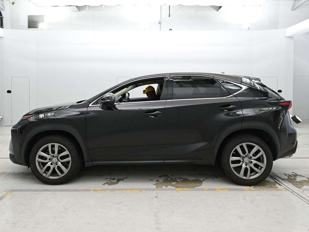 LEXUS NX200T