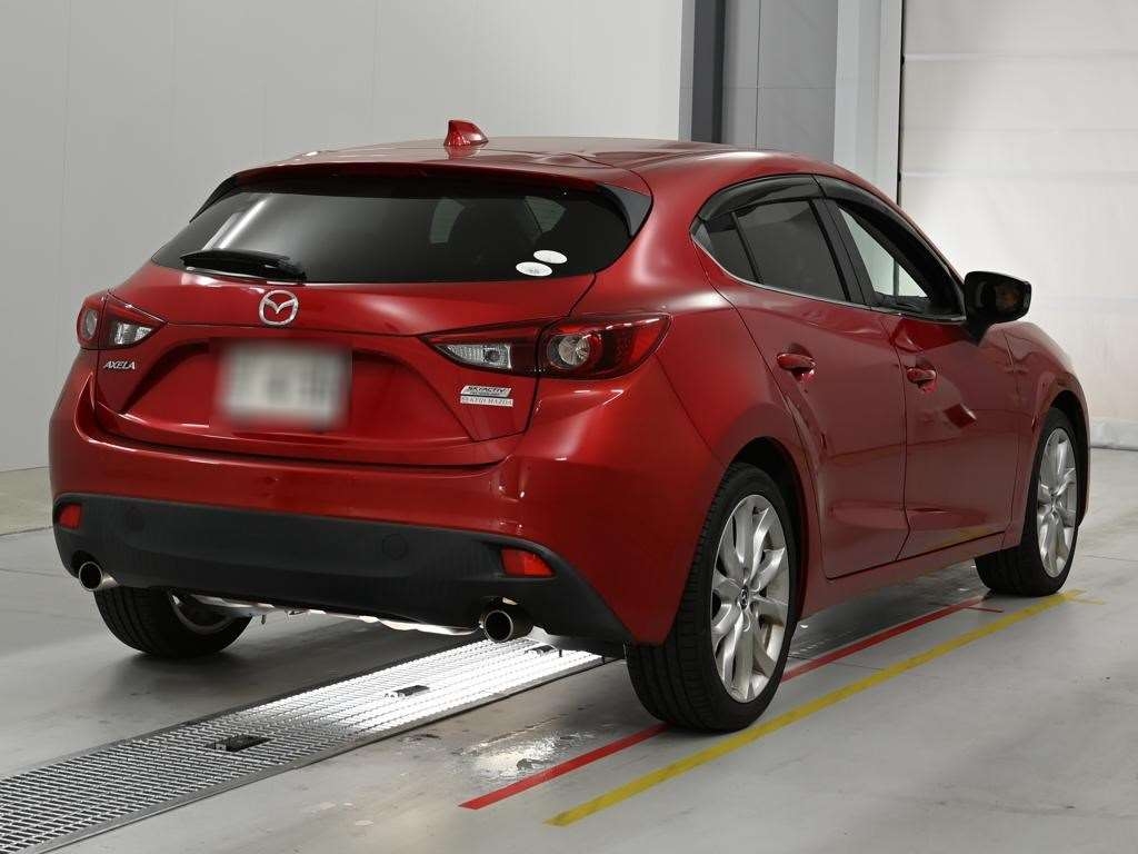 MAZDA AXELA
