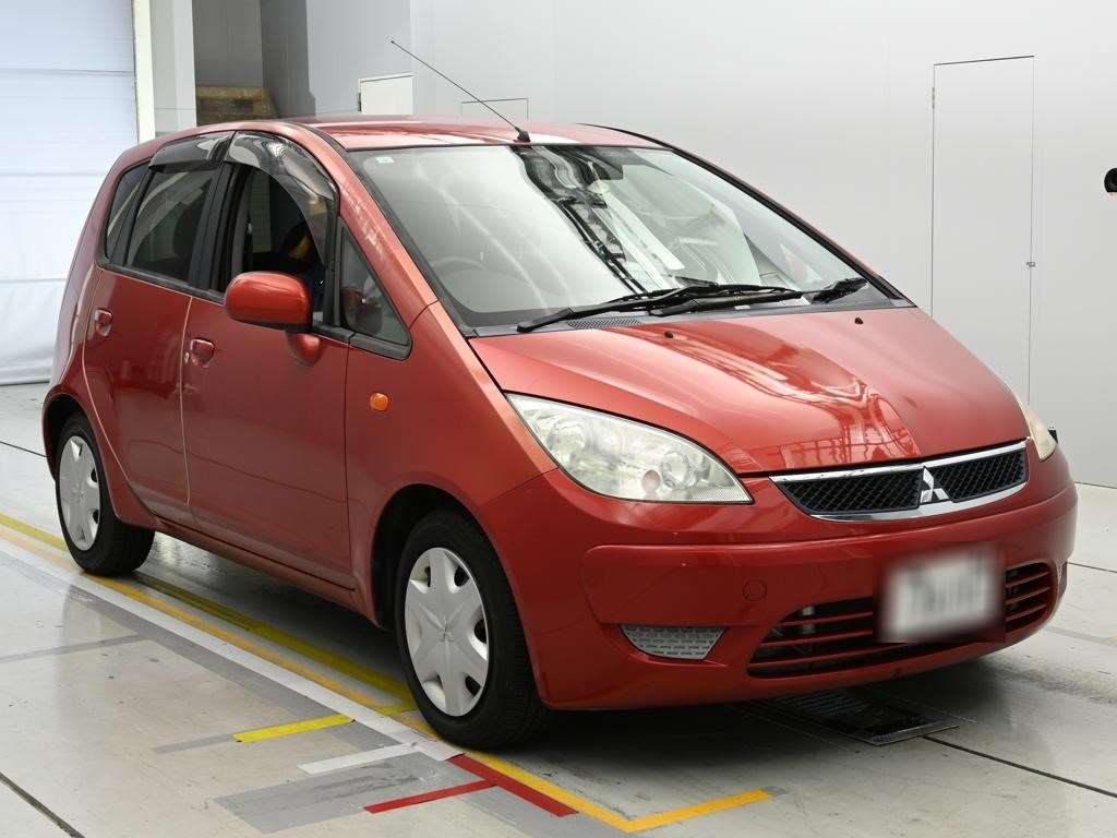 MITSUBISHI COLT
