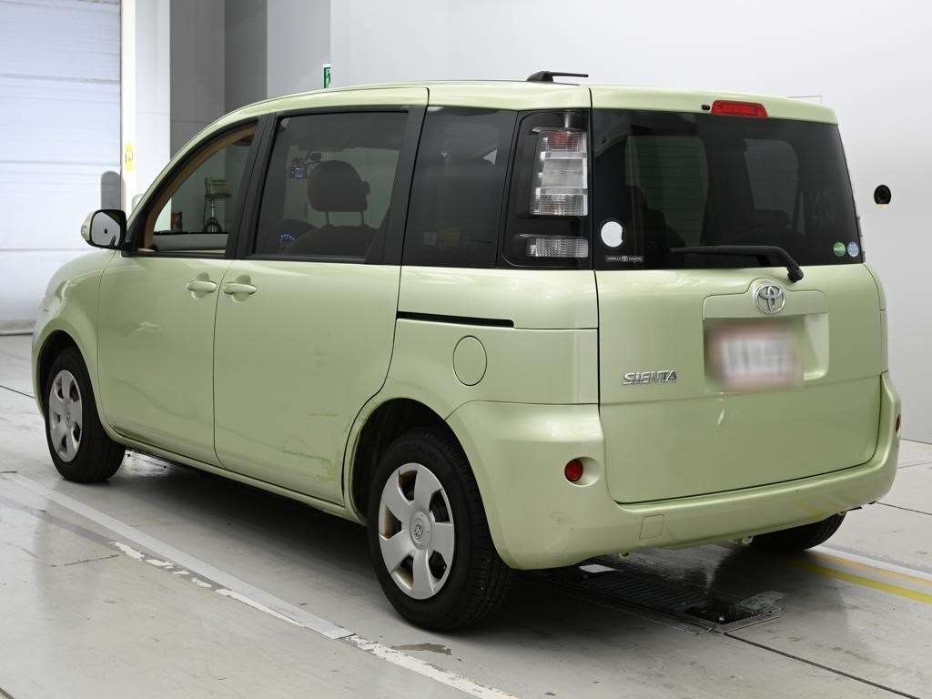 TOYOTA SIENTA