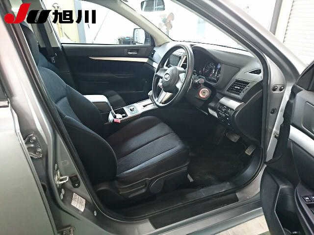 SUBARU LEGACY B4